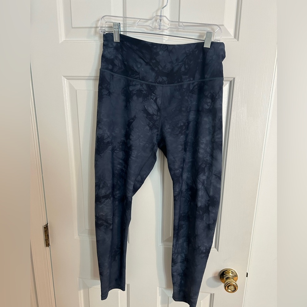 Calia by Carrie Underwood stay powerful leggings size L